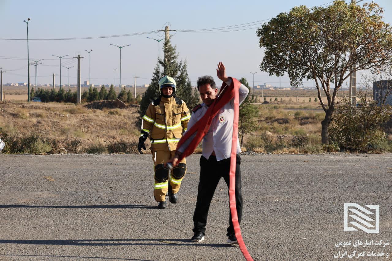 برگزاری مانور آتش‌نشانی در منطقه ویژه اقتصادی سهلان 11