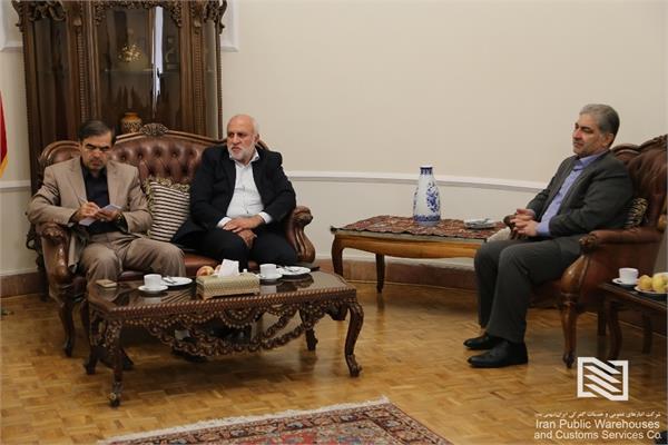 مهندس آذروش در گفت‌وگو با استاندار آذربایجان شرقی تاکید کرد: منطقه ویژه اقتصادی سهلان قطعاً در سال‌های آینده، سوددهی خود را نمایان خواهد کرد