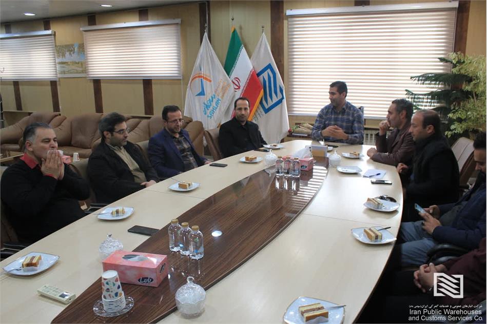 تقدیر از حسابداران و کارشناسان واحد امور مالی شرکت انبارهای عمومی منطقه ویژه اقتصادی سهلان