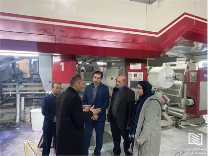 بازدید سرپرست شرکت سهلان از واحد تولیدی کاغذ دیواری آیدین سهند 3
